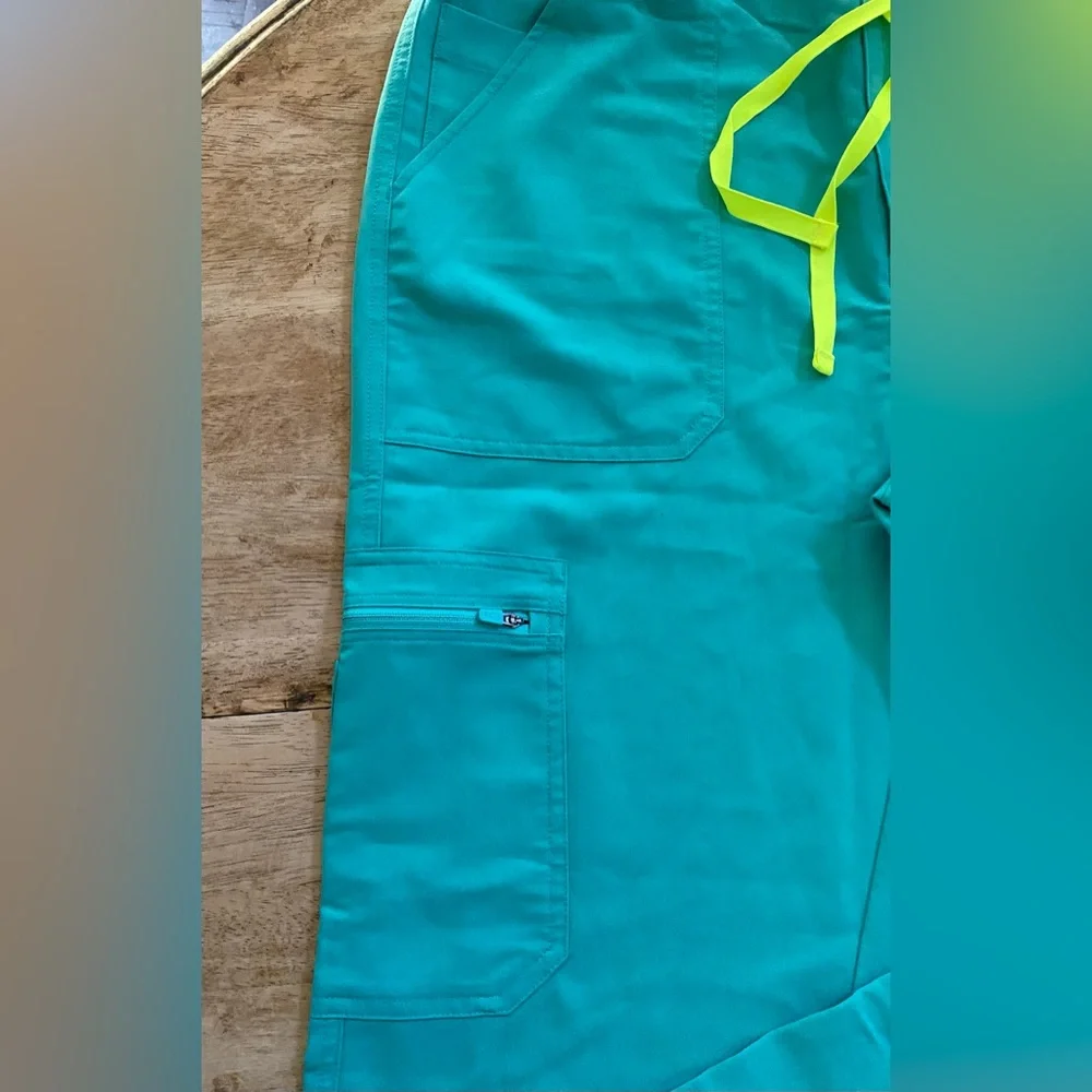 Figs Men’s XL Cairo Cargo Scrub Pants in Oasis‎